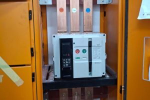 Industrial Motor Control Centre (MCC) designed and assembled by Proplant PCE for reliable electrical power distribution and motor control.